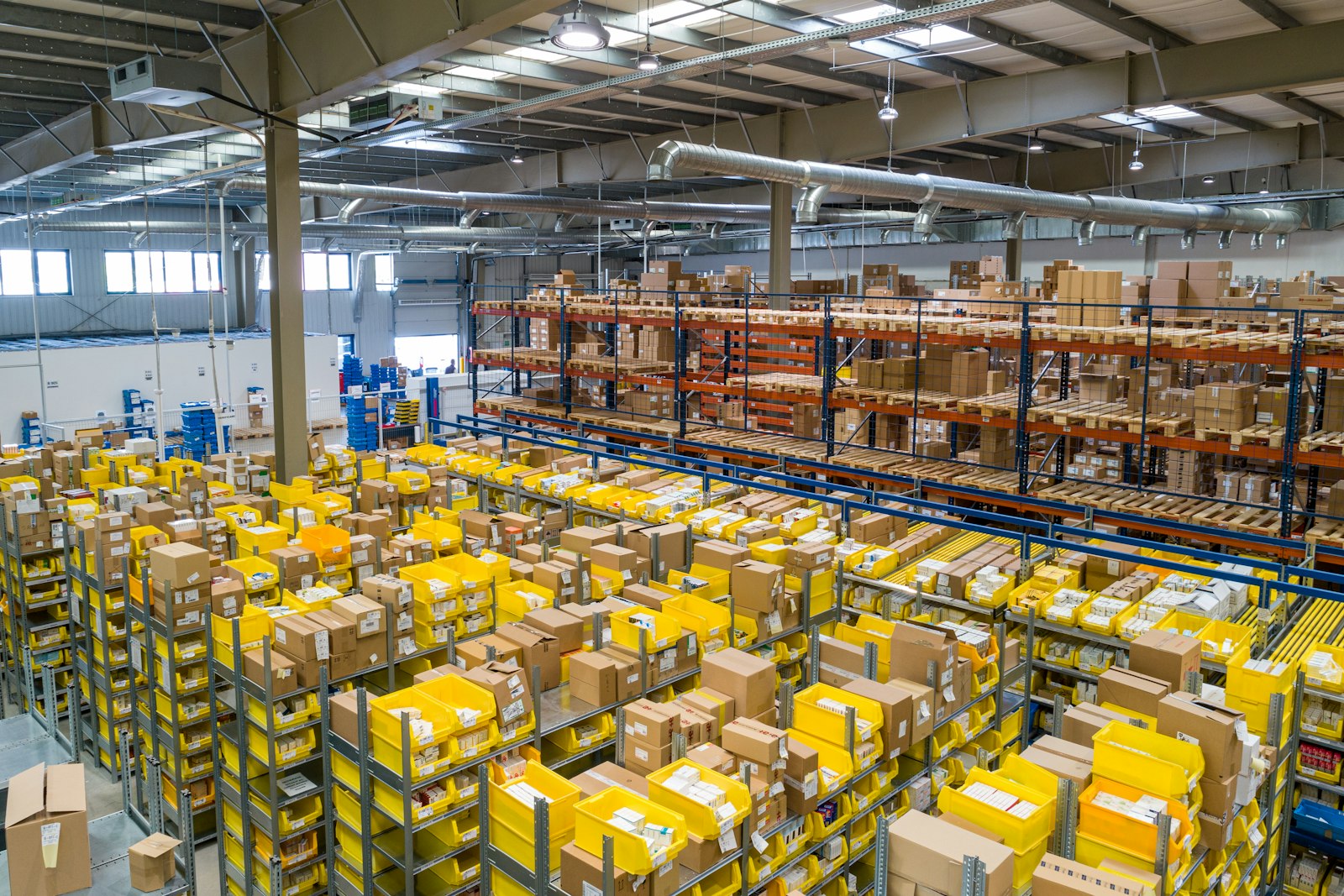 Real-time shipment tracking